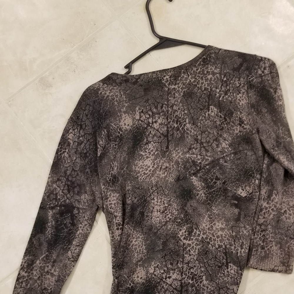 Cardigan - Picture 2 of 2